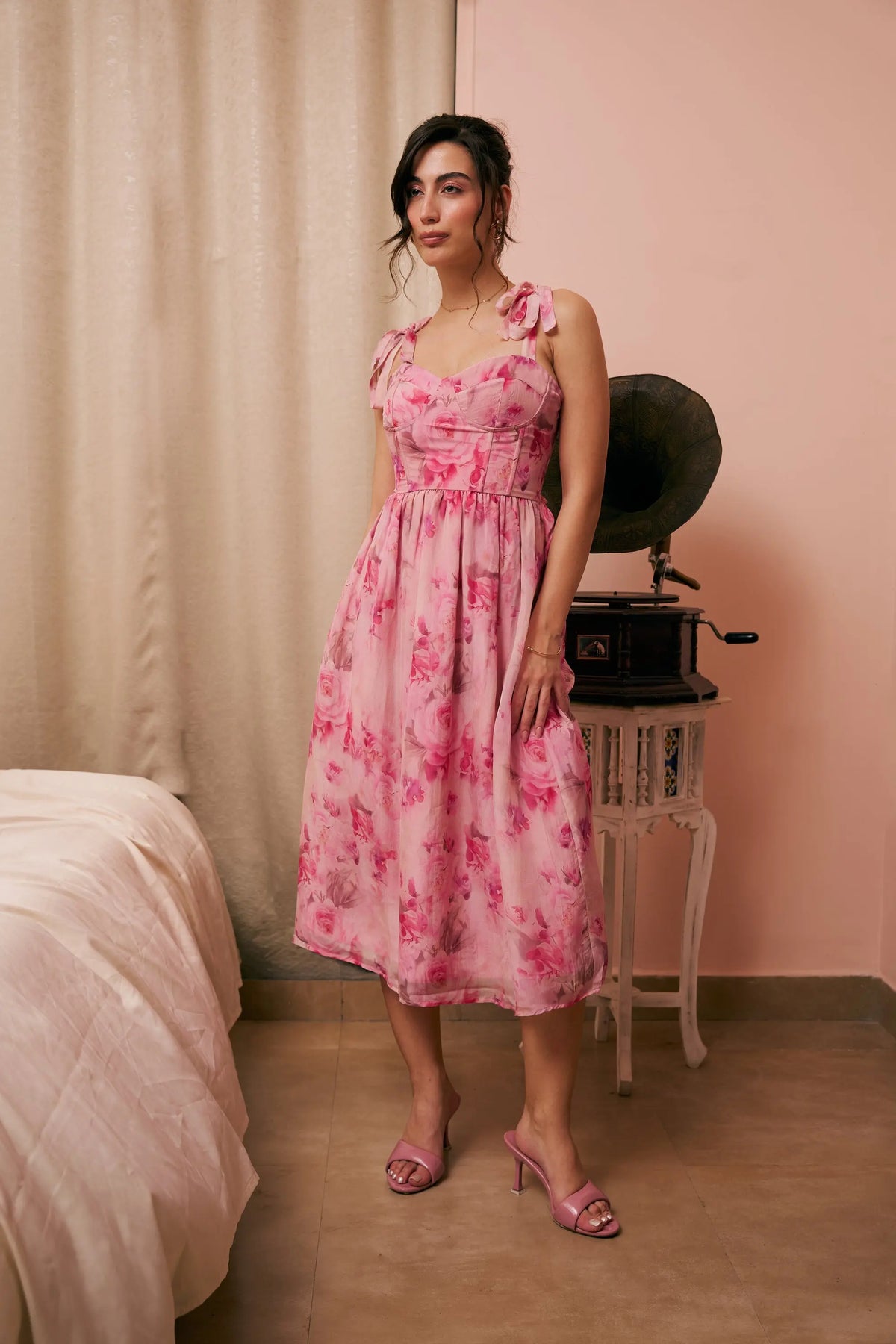 Vivienne Rose